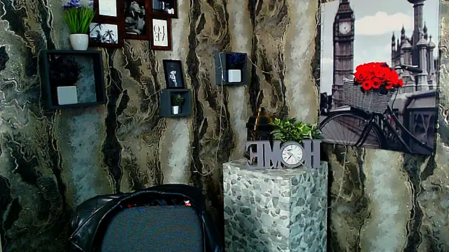 EmmaCat  online show from 10-09-25, 05:05