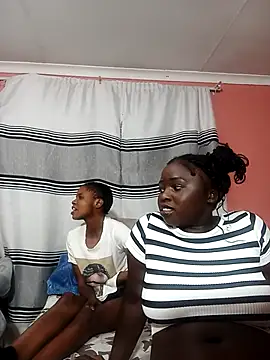 SweetNicky 01 online show from 11-05-25, 06:30