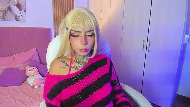 KoraRousee online show from 09-29-25, 02:11