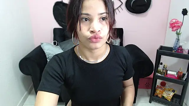 mia sexgirl online show from 11-24-25, 12:38