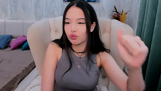 ElizabethParkk online show from 10-10-25, 08:24