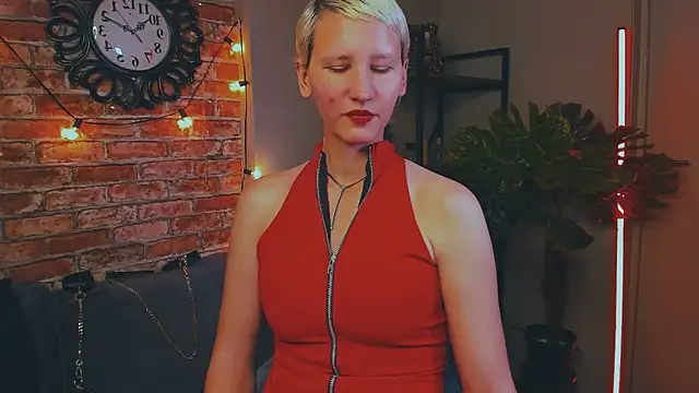 Snapshot of Kim_Waite chatting on 10-04-25, 12:14 Kim Waite online show from 10-04-25, 12:14