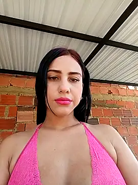 Snapshot of Katalella_Hott chatting on 10-09-25, 02:15 Katalella Hott online show from 10-09-25, 02:15