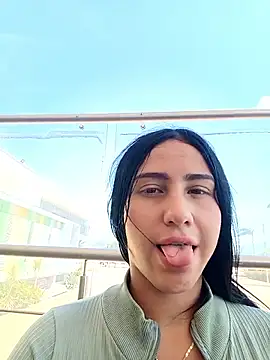 Snapshot of Katalella_Hott chatting on 10-24-25, 03:41 Katalella Hott online show from 10-24-25, 03:41