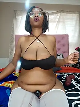 YummyChocTits online show from 10-17-25, 08:28