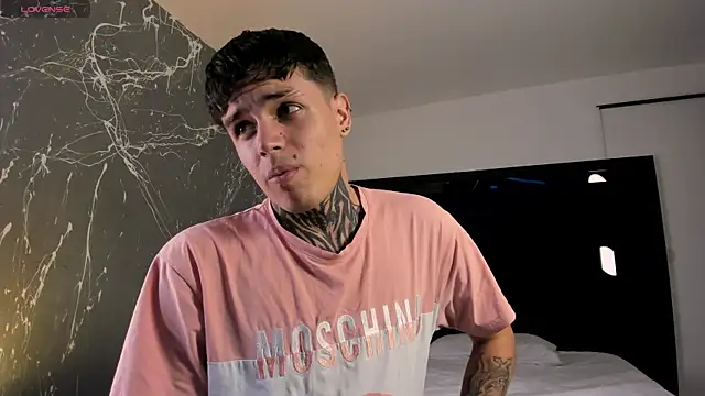 Declan-Fox online show from 10-20-25, 04:13