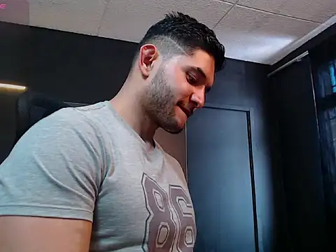 RichardMilleer online show from 11-07-25, 02:17