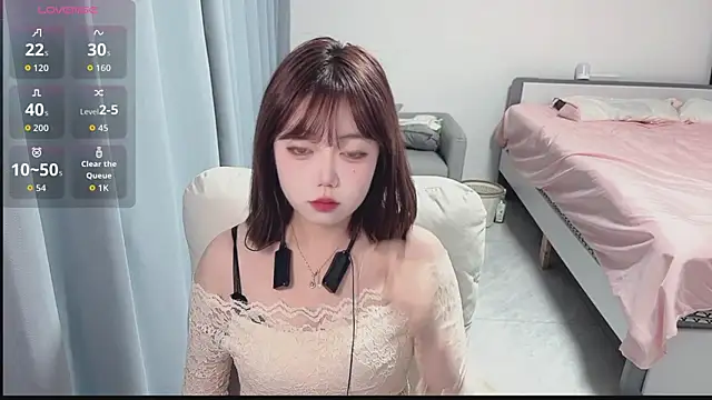 Snapshot of Lucky_Cici chatting on 09-24-25, 12:30 Lucky Cici online show from 09-24-25, 12:30