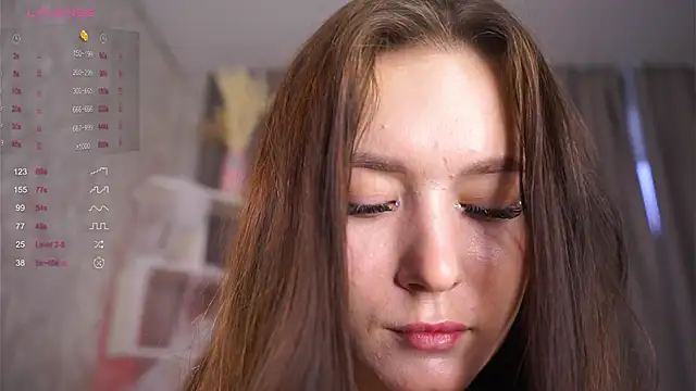 Snapshot of AlinaOrf chatting on 10-30-25, 05:09 AlinaOrf online show from 10-30-25, 05:09