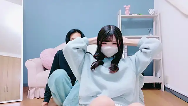 Ruru-shuv online show from 11-28-25, 01:14