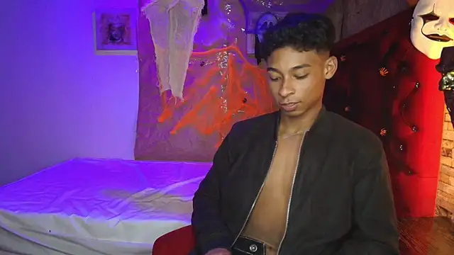 CoffeNaughty nom online show from 10-24-25, 04:09