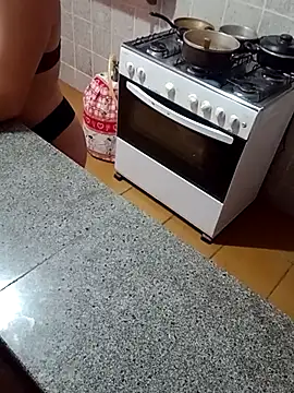 Cachorrinha2025 online show from 11-25-25, 03:45