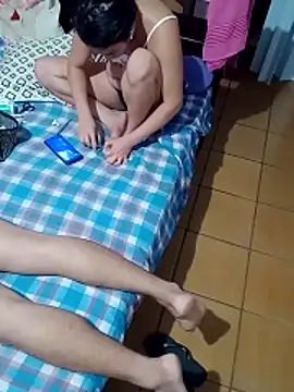 Cachorrinha2025 online show from 11-28-25, 04:04