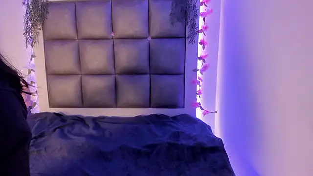 abbiecollins js online show from 02-10-26, 04:05