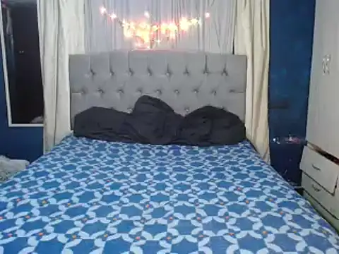 Snapshot of skarleth_hot21 chatting on 10-15-25, 02:55 skarleth hot21 online show from 10-15-25, 02:55