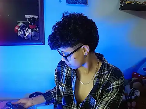 Jade Rayden online show from 02-02-26, 09:02