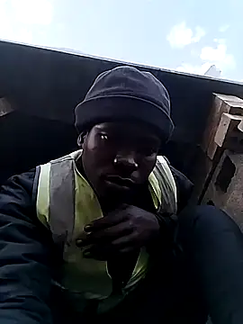 Snapshot of Msoon001 chatting on 12-15-25, 03:55 Msoon001 online show from 12-15-25, 03:55