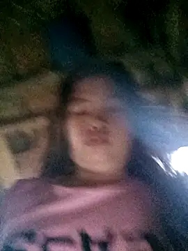 Snapshot of Luyen004 chatting on 02-24-26, 11:58 Luyen004 online show from 02-24-26, 11:58