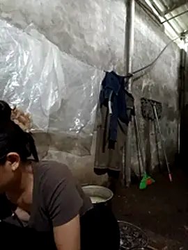 Na xx online show from 10-31-25, 04:02