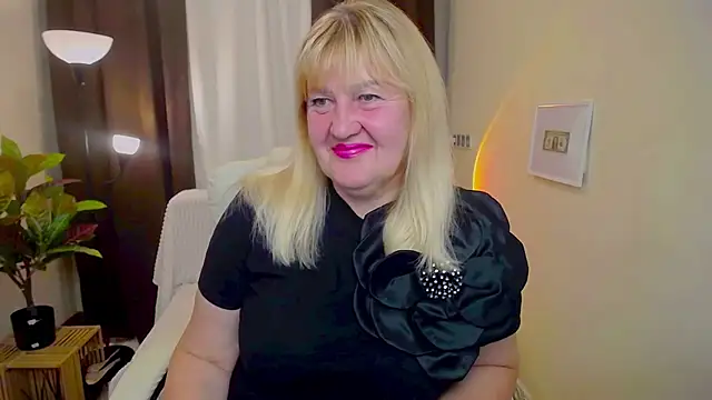 EmmaEllison online show from 09-16-25, 11:55