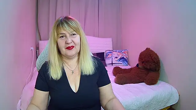 EmmaEllison online show from 02-17-26, 07:16