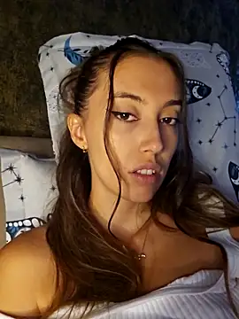 Virgin Pussy Squirt online show from 09-24-25, 08:50