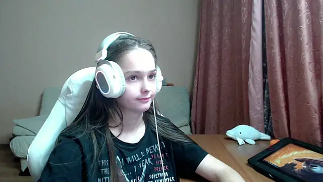 SharybbFace online show from 10-14-25, 03:13