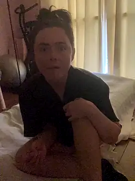 Mia Winters online show from 11-15-25, 02:57