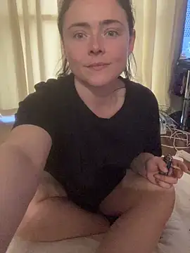 Mia Winters online show from 04-10-26, 04:33