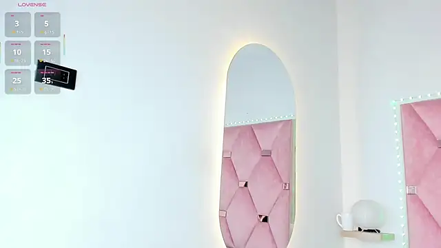 La Diabla8 online show from 10-27-25, 11:47