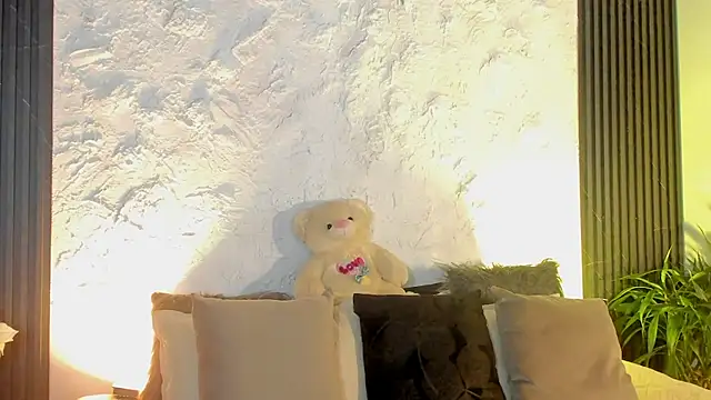 joselin rouse online show from 12-17-25, 12:00