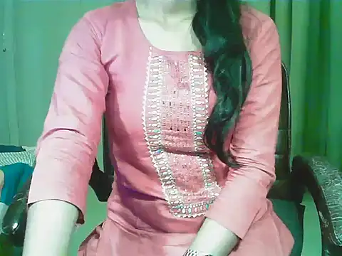 short girl  online show from 01-15-26, 04:55