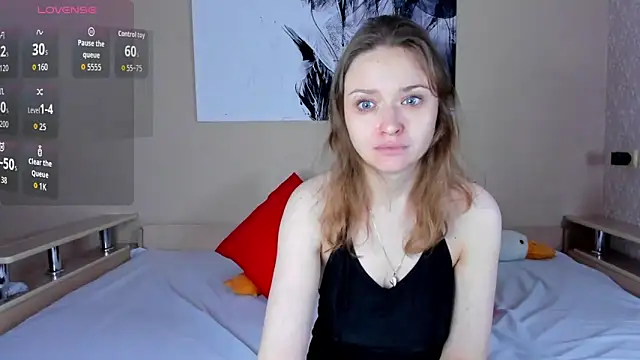 Snapshot of Linda_Bryant-Eva chatting on 10-13-25, 08:58 Linda Bryant-Eva online show from 10-13-25, 08:58