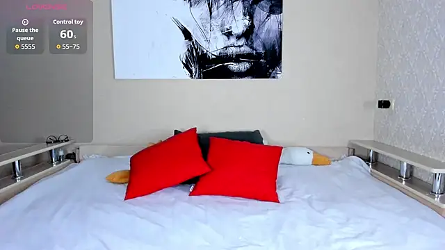 Snapshot of Linda_Bryant-Eva chatting on 11-11-25, 01:05 Linda Bryant-Eva online show from 11-11-25, 01:05