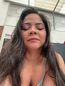 Snapshot of ROUSE_SINCLAIR chatting on 02-16-26, 06:59 ROUSE SINCLAIR online show from 02-16-26, 06:59