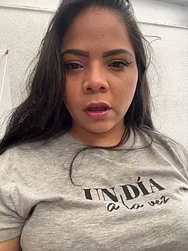 Snapshot of ROUSE_SINCLAIR chatting on 02-17-26, 06:58 ROUSE SINCLAIR online show from 02-17-26, 06:58