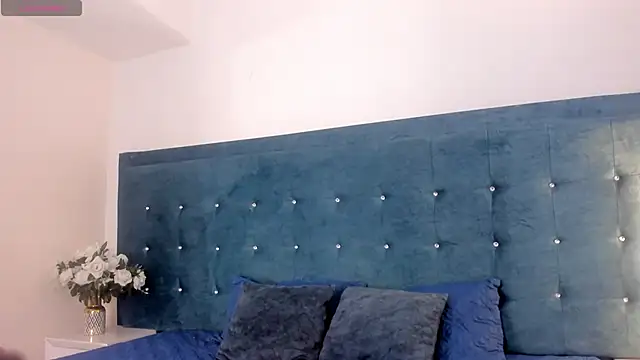 Snapshot of LiilyAdams chatting on 12-01-25, 08:03 LiilyAdams online show from 12-01-25, 08:03