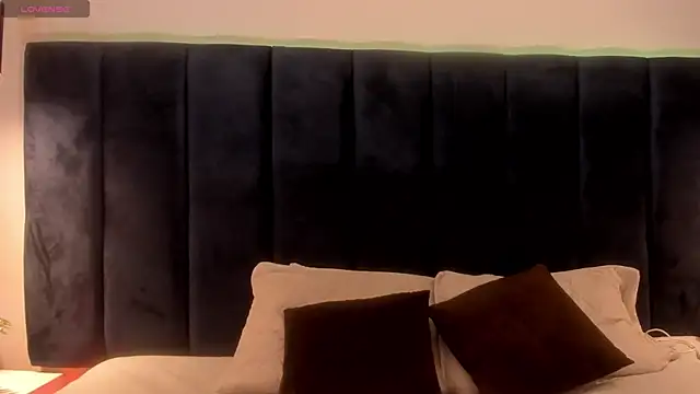 Snapshot of LiilyAdams chatting on 03-02-26, 08:04 LiilyAdams online show from 03-02-26, 08:04