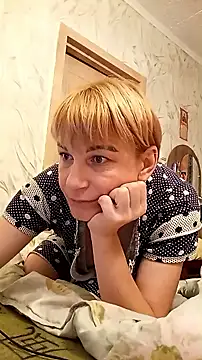 Snapshot of SweetKiss96 chatting on 10-18-25, 07:58 SweetKiss96 online show from 10-18-25, 07:58