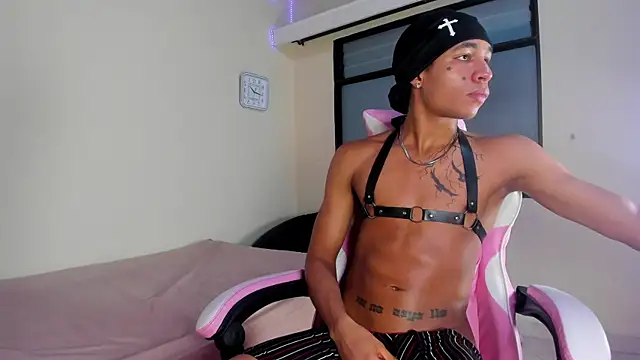 Snapshot of dann_cute028 chatting on 10-20-25, 10:43 dann cute028 online show from 10-20-25, 10:43