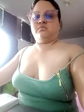 Snapshot of Chiki_hot92 chatting on 10-02-25, 08:27 Chiki hot92 online show from 10-02-25, 08:27