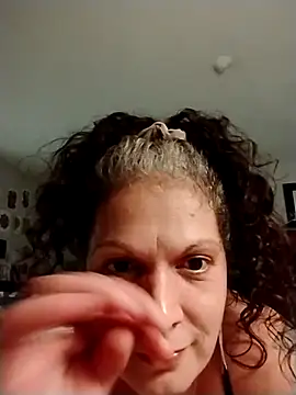 LilTinyWoman online show from 10-09-25, 02:15