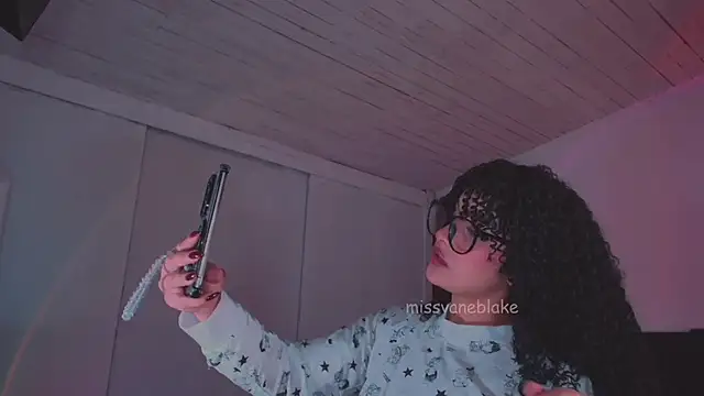 Snapshot of missvaneblake chatting on 12-03-25, 11:08 missvaneblake online show from 12-03-25, 11:08