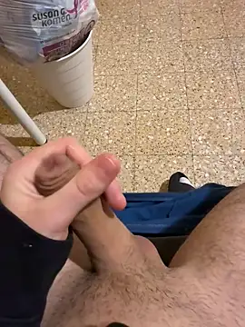 pierino666 online show from 11-04-25, 09:36