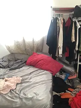 estradiolist online show from 10-10-25, 04:33