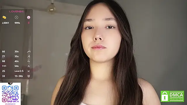 RenaeConnerley online show from 10-18-25, 03:42