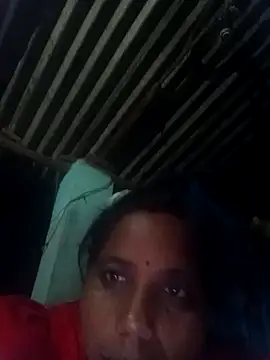 Snapshot of Hot_kadi83 chatting on 09-24-25, 05:27 Hot kadi83 online show from 09-24-25, 05:27