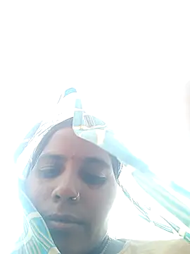 Snapshot of Hot_kadi83 chatting on 10-16-25, 05:41 Hot kadi83 online show from 10-16-25, 05:41