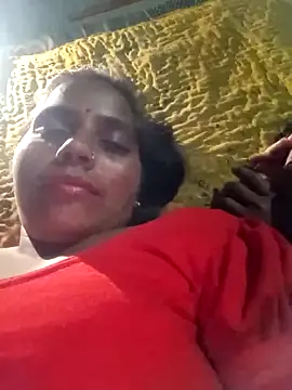 Snapshot of Hot_kadi83 chatting on 10-16-25, 05:47 Hot kadi83 online show from 10-16-25, 05:47