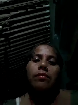 Snapshot of Hot_kadi83 chatting on 10-17-25, 03:36 Hot kadi83 online show from 10-17-25, 03:36